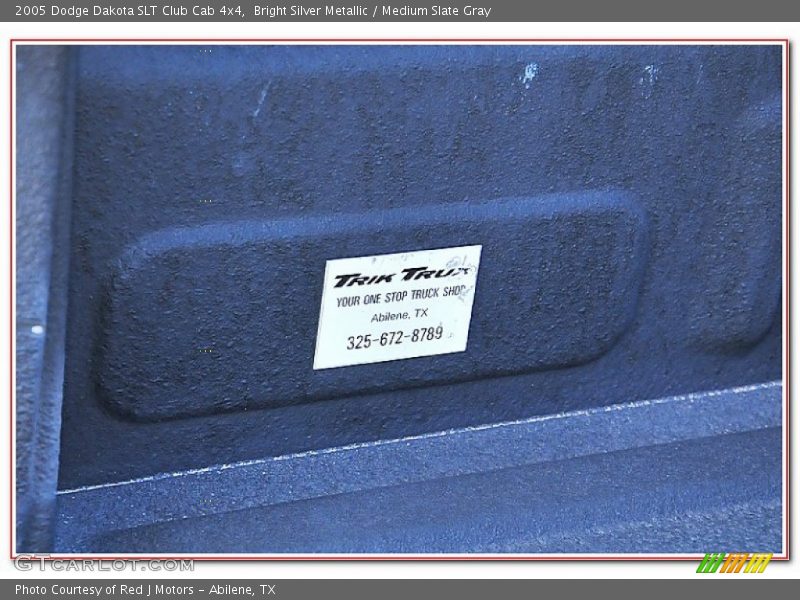 Bright Silver Metallic / Medium Slate Gray 2005 Dodge Dakota SLT Club Cab 4x4