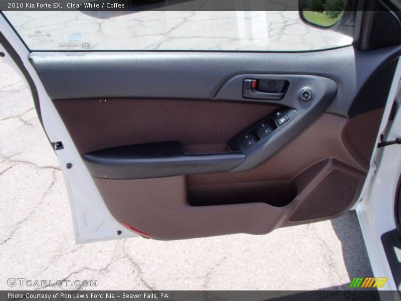 Clear White / Coffee 2010 Kia Forte EX