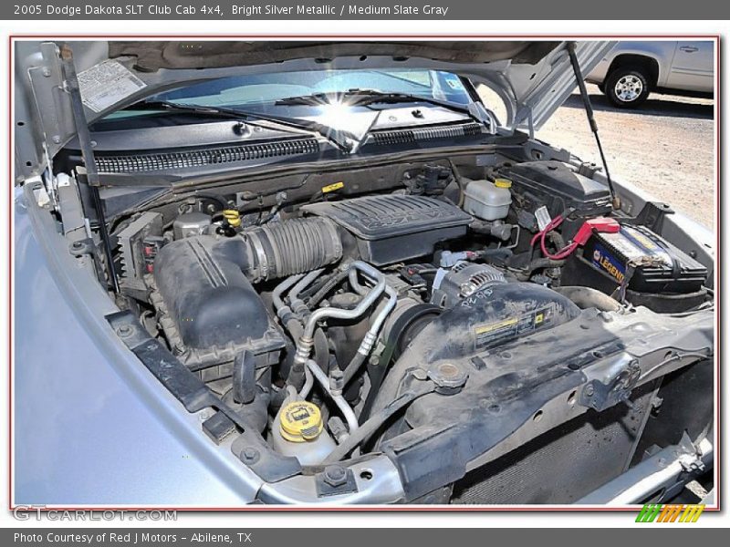 Bright Silver Metallic / Medium Slate Gray 2005 Dodge Dakota SLT Club Cab 4x4