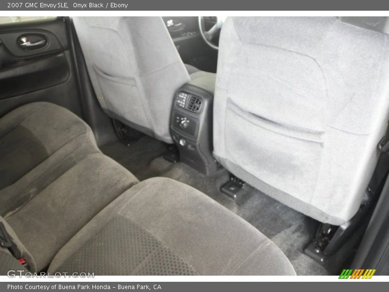 Onyx Black / Ebony 2007 GMC Envoy SLE