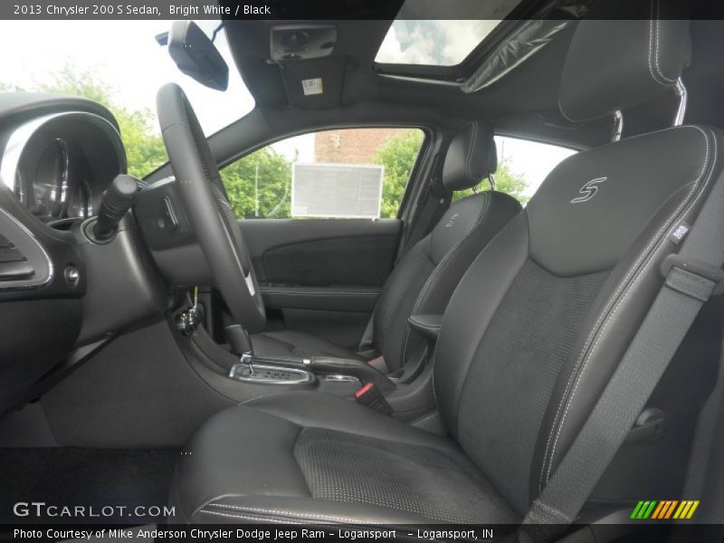 Bright White / Black 2013 Chrysler 200 S Sedan