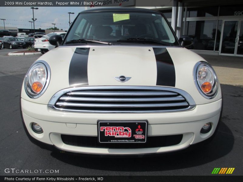 Pepper White / Black/Grey 2009 Mini Cooper Hardtop