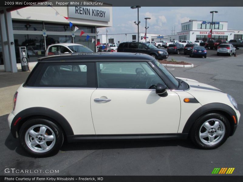 Pepper White / Black/Grey 2009 Mini Cooper Hardtop