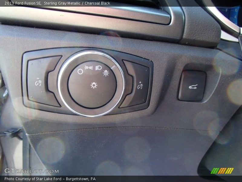 Sterling Gray Metallic / Charcoal Black 2013 Ford Fusion SE