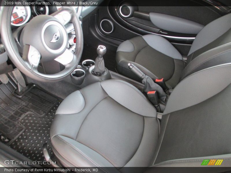 Pepper White / Black/Grey 2009 Mini Cooper Hardtop