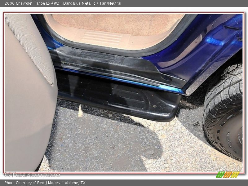Dark Blue Metallic / Tan/Neutral 2006 Chevrolet Tahoe LS 4WD