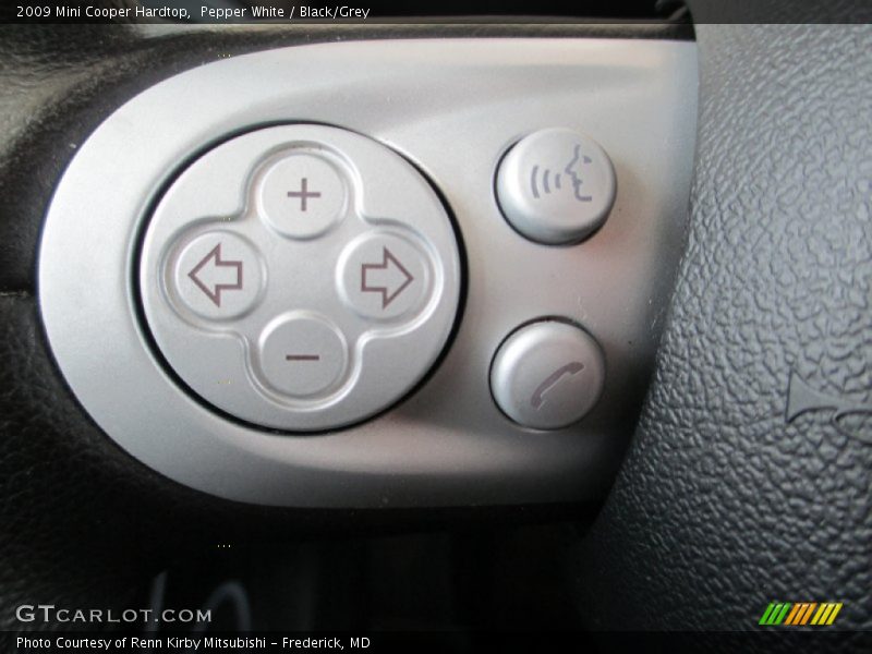 Pepper White / Black/Grey 2009 Mini Cooper Hardtop
