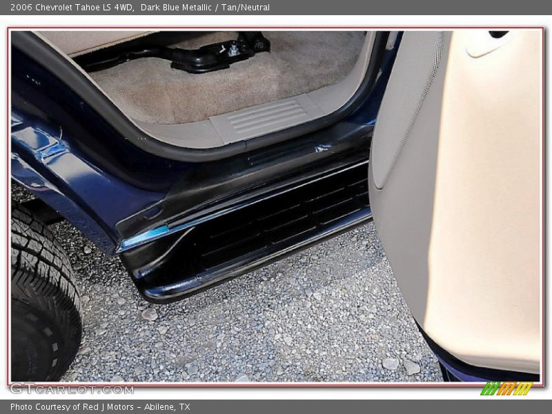 Dark Blue Metallic / Tan/Neutral 2006 Chevrolet Tahoe LS 4WD