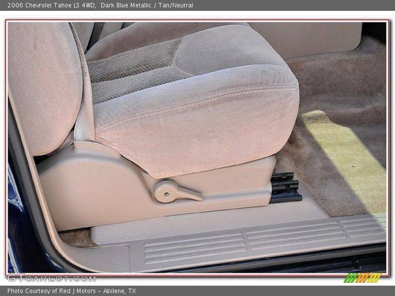 Dark Blue Metallic / Tan/Neutral 2006 Chevrolet Tahoe LS 4WD