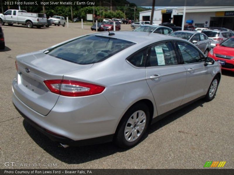 Ingot Silver Metallic / Earth Gray 2013 Ford Fusion S
