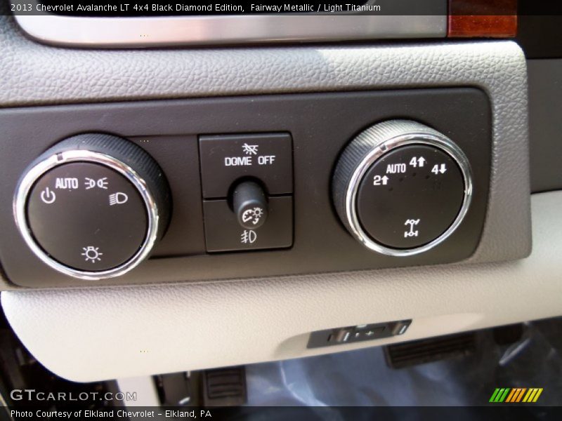 Fairway Metallic / Light Titanium 2013 Chevrolet Avalanche LT 4x4 Black Diamond Edition