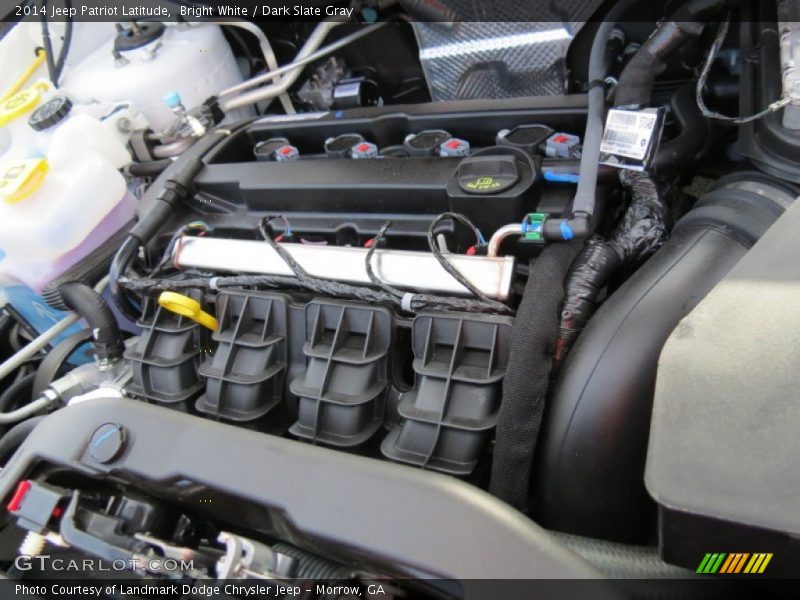 Bright White / Dark Slate Gray 2014 Jeep Patriot Latitude