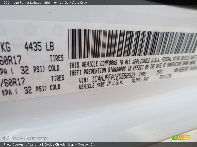 Bright White / Dark Slate Gray 2014 Jeep Patriot Latitude