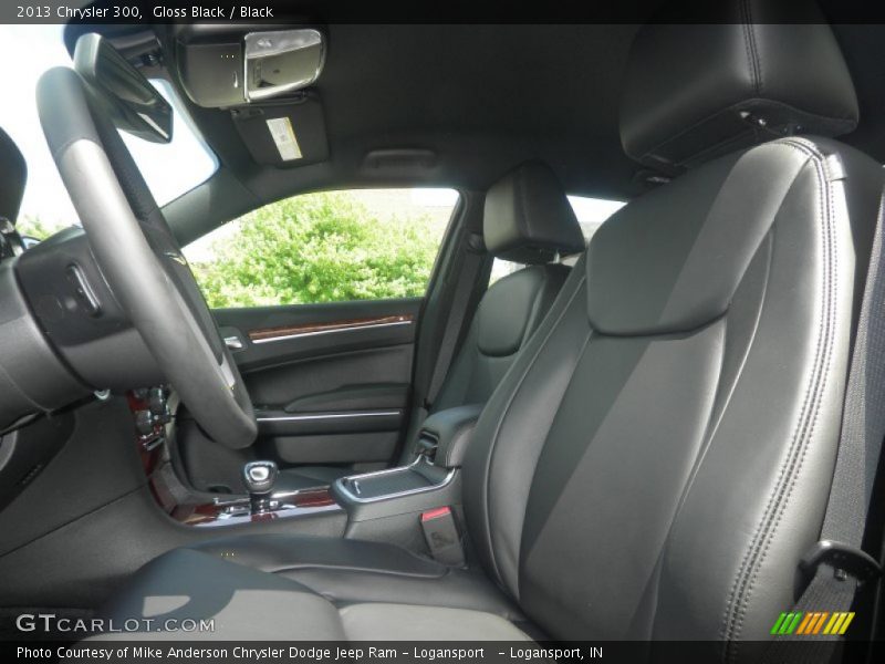 Gloss Black / Black 2013 Chrysler 300