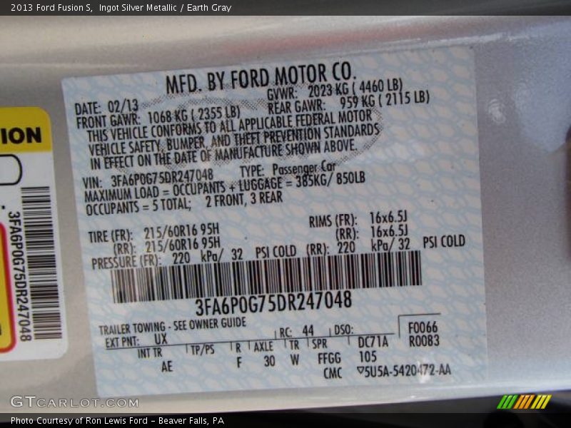 Ingot Silver Metallic / Earth Gray 2013 Ford Fusion S