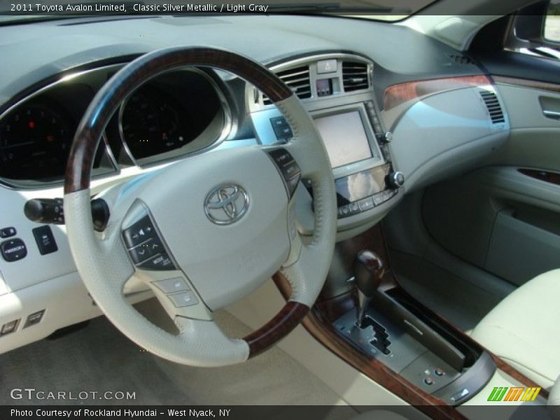 Classic Silver Metallic / Light Gray 2011 Toyota Avalon Limited