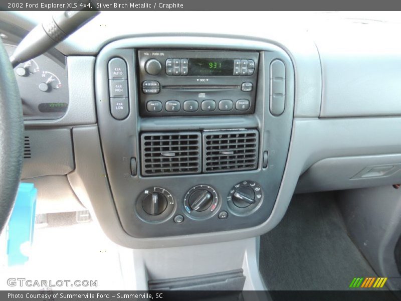Silver Birch Metallic / Graphite 2002 Ford Explorer XLS 4x4