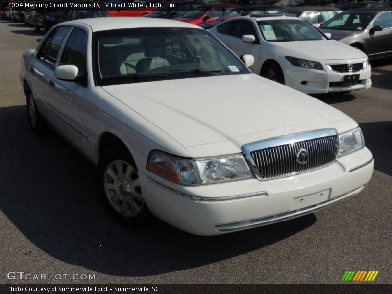 Vibrant White / Light Flint 2004 Mercury Grand Marquis LS