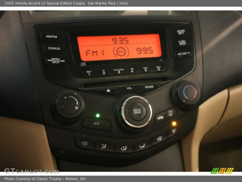 Controls of 2005 Accord LX Special Edition Coupe