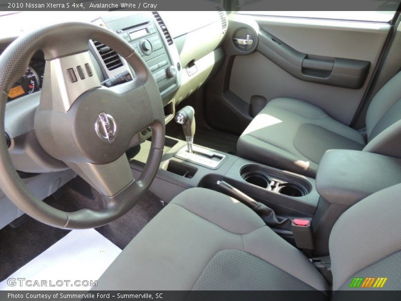 Avalanche White / Gray 2010 Nissan Xterra S 4x4