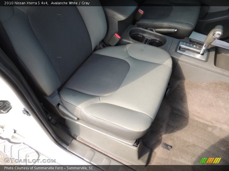 Avalanche White / Gray 2010 Nissan Xterra S 4x4