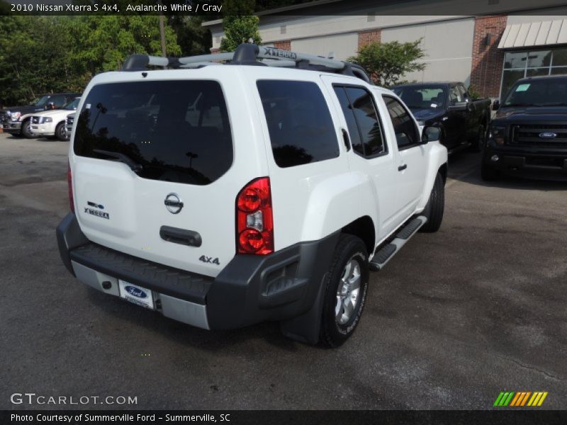 Avalanche White / Gray 2010 Nissan Xterra S 4x4