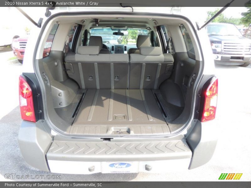 Avalanche White / Gray 2010 Nissan Xterra S 4x4
