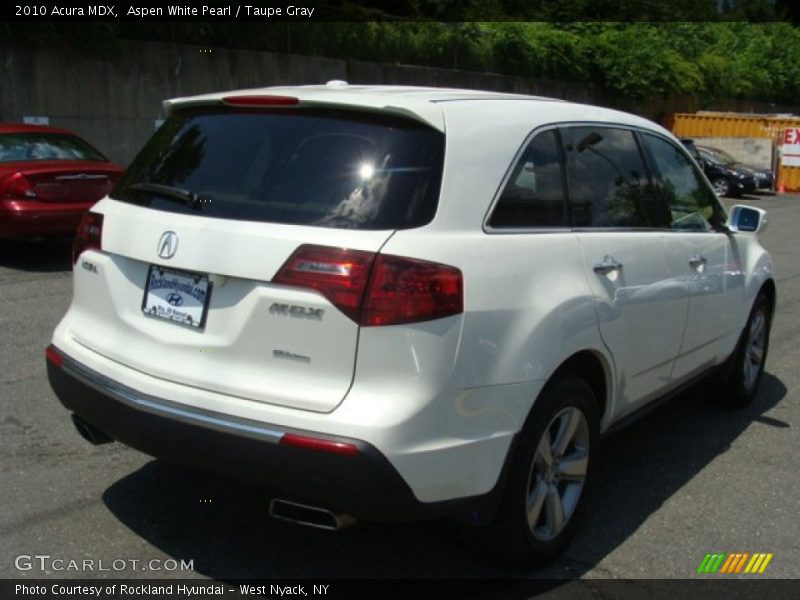 Aspen White Pearl / Taupe Gray 2010 Acura MDX