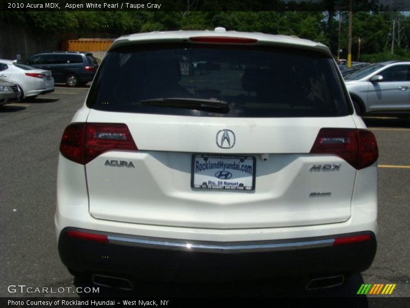 Aspen White Pearl / Taupe Gray 2010 Acura MDX