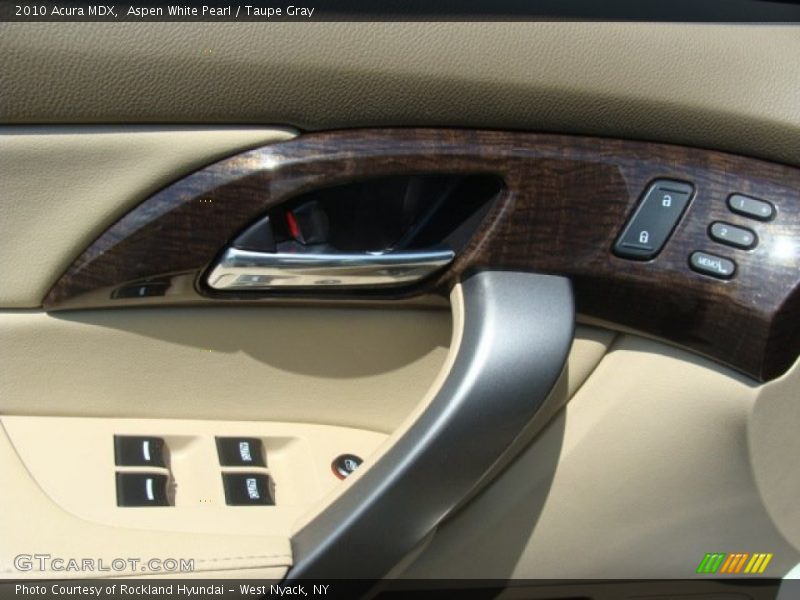 Aspen White Pearl / Taupe Gray 2010 Acura MDX