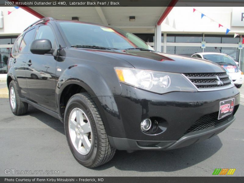 Labrador Black Pearl / Black 2007 Mitsubishi Outlander LS 4WD