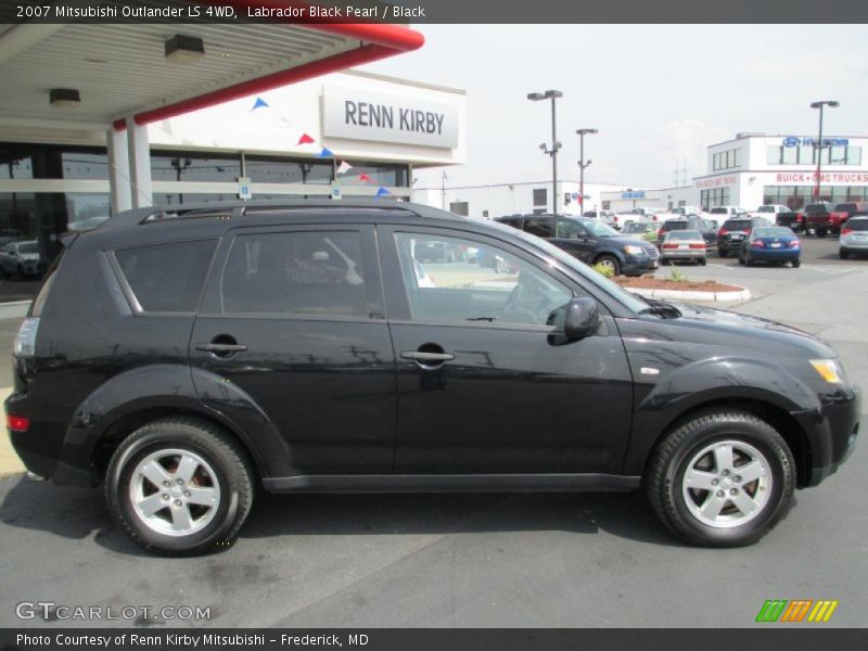 Labrador Black Pearl / Black 2007 Mitsubishi Outlander LS 4WD