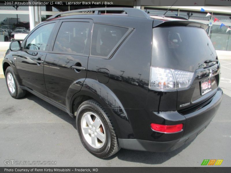 Labrador Black Pearl / Black 2007 Mitsubishi Outlander LS 4WD