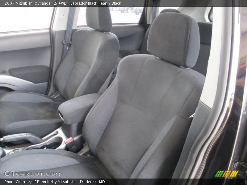 Labrador Black Pearl / Black 2007 Mitsubishi Outlander LS 4WD