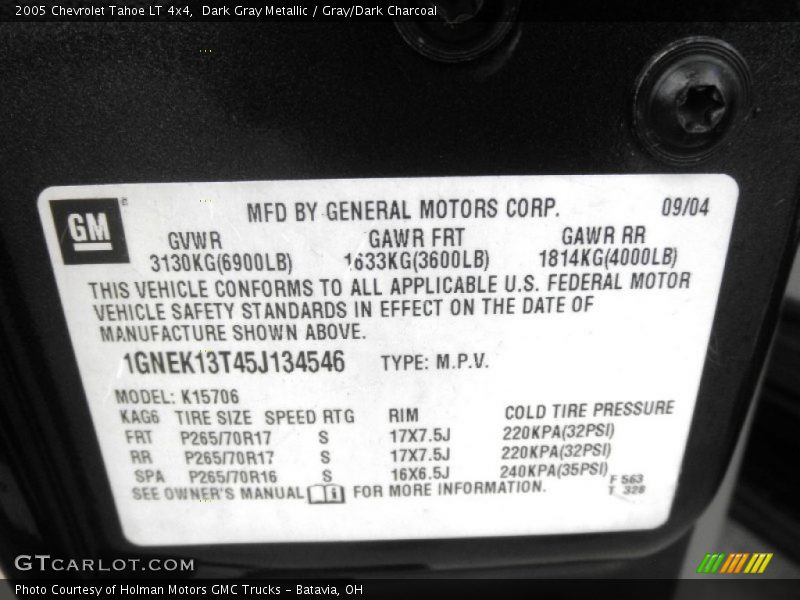 Dark Gray Metallic / Gray/Dark Charcoal 2005 Chevrolet Tahoe LT 4x4