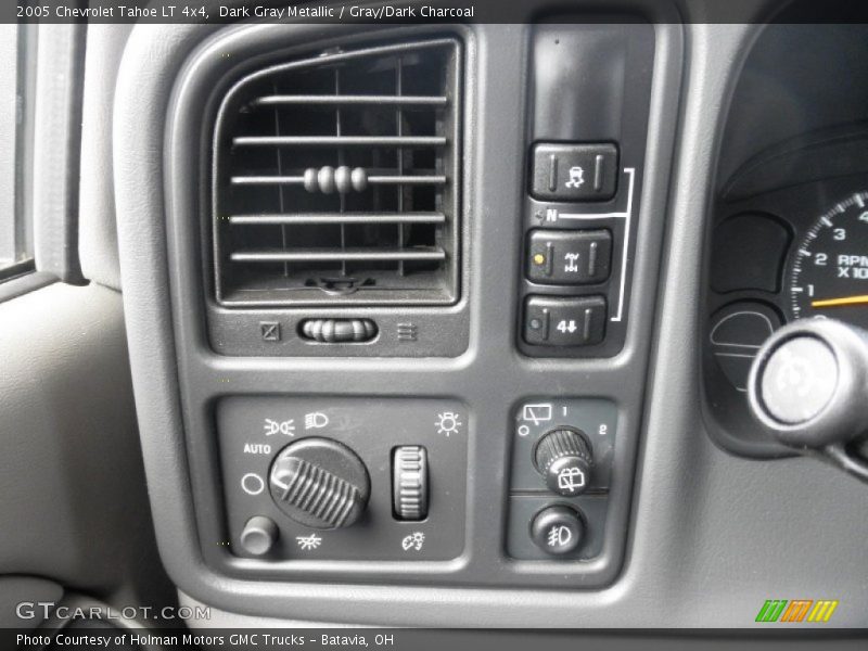 Dark Gray Metallic / Gray/Dark Charcoal 2005 Chevrolet Tahoe LT 4x4