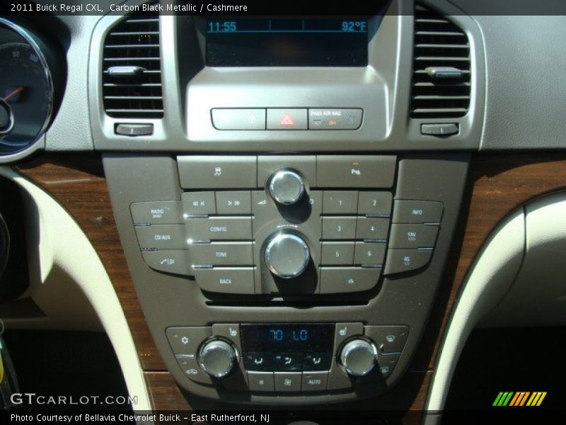 Carbon Black Metallic / Cashmere 2011 Buick Regal CXL