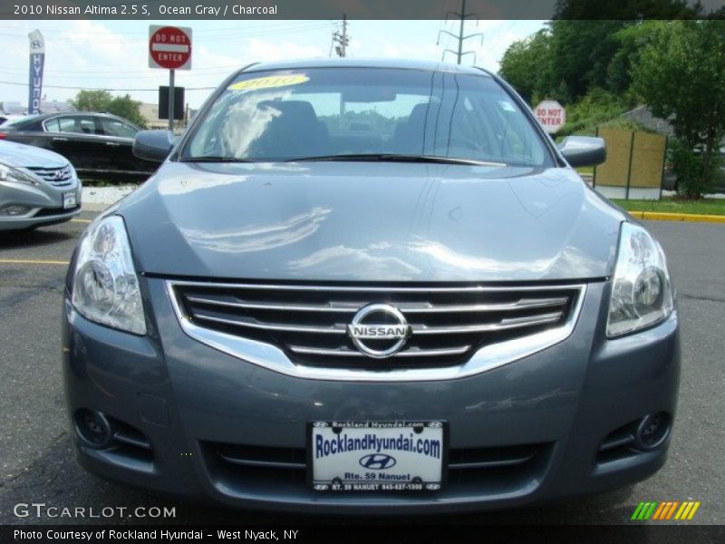 Ocean Gray / Charcoal 2010 Nissan Altima 2.5 S