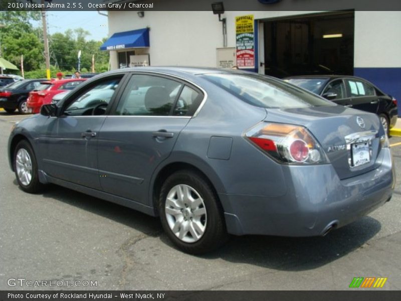 Ocean Gray / Charcoal 2010 Nissan Altima 2.5 S