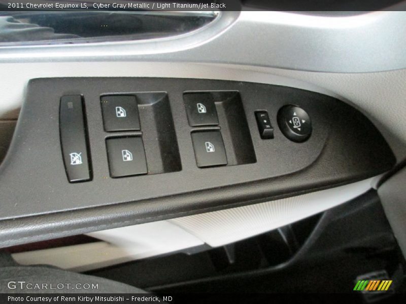 Cyber Gray Metallic / Light Titanium/Jet Black 2011 Chevrolet Equinox LS