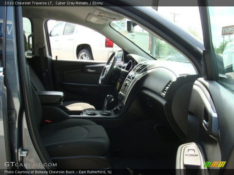 Cyber Gray Metallic / Ebony 2010 Chevrolet Traverse LT