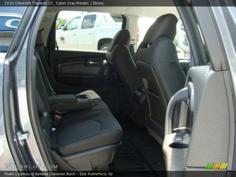 Cyber Gray Metallic / Ebony 2010 Chevrolet Traverse LT