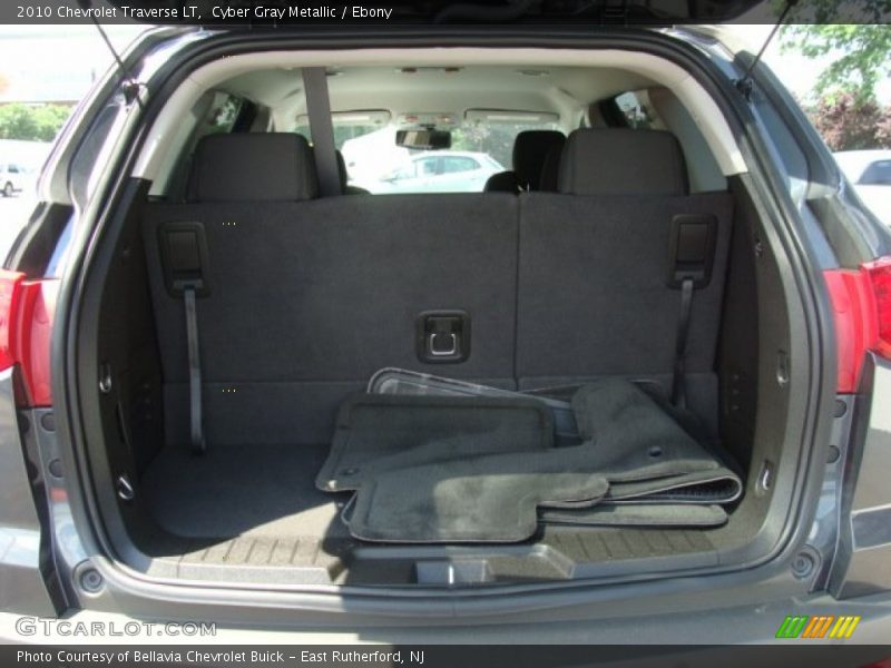Cyber Gray Metallic / Ebony 2010 Chevrolet Traverse LT