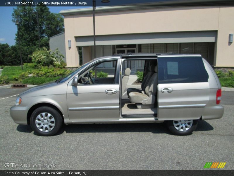 Silky Beige Metallic / Beige 2005 Kia Sedona LX