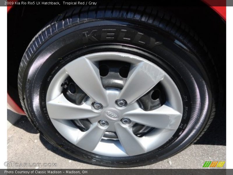 Tropical Red / Gray 2009 Kia Rio Rio5 LX Hatchback