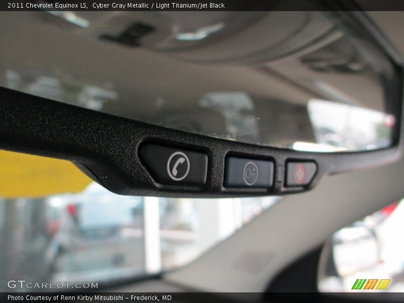 Cyber Gray Metallic / Light Titanium/Jet Black 2011 Chevrolet Equinox LS