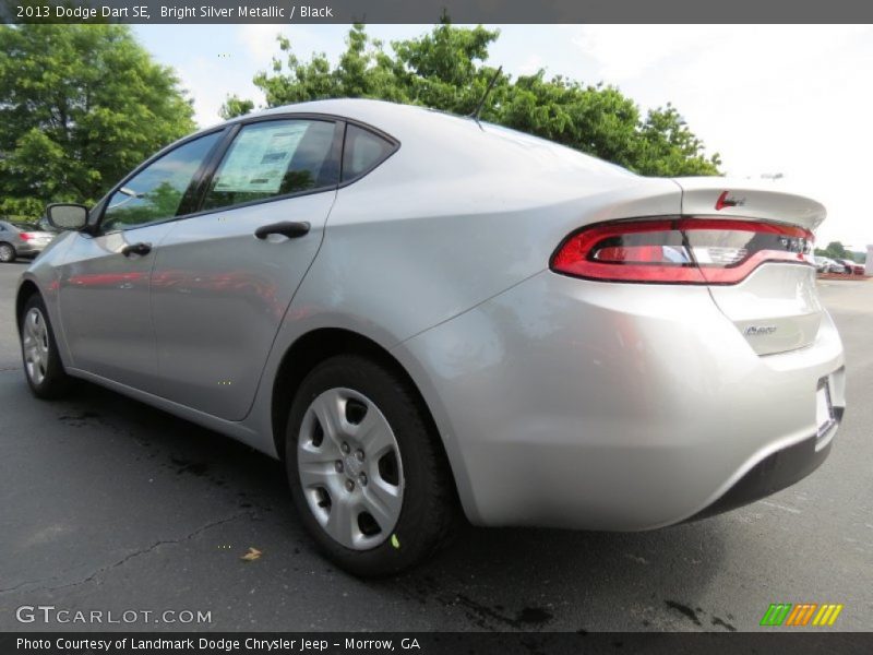 Bright Silver Metallic / Black 2013 Dodge Dart SE