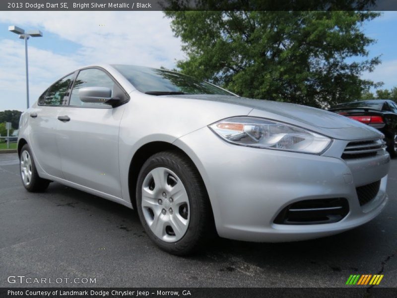 Bright Silver Metallic / Black 2013 Dodge Dart SE