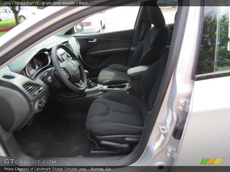 Bright Silver Metallic / Black 2013 Dodge Dart SE