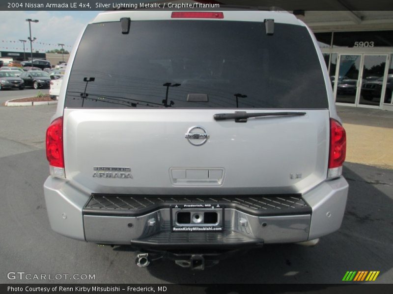 Silver Lightning Metallic / Graphite/Titanium 2004 Nissan Armada LE 4x4